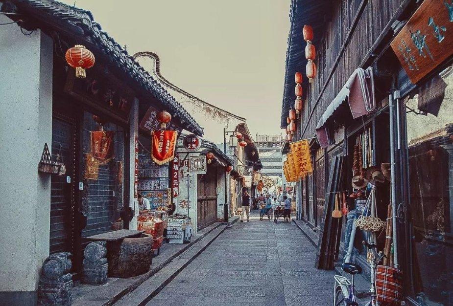 《幻兽帕鲁》服务器崩溃？开发团队：正全力以赴回应